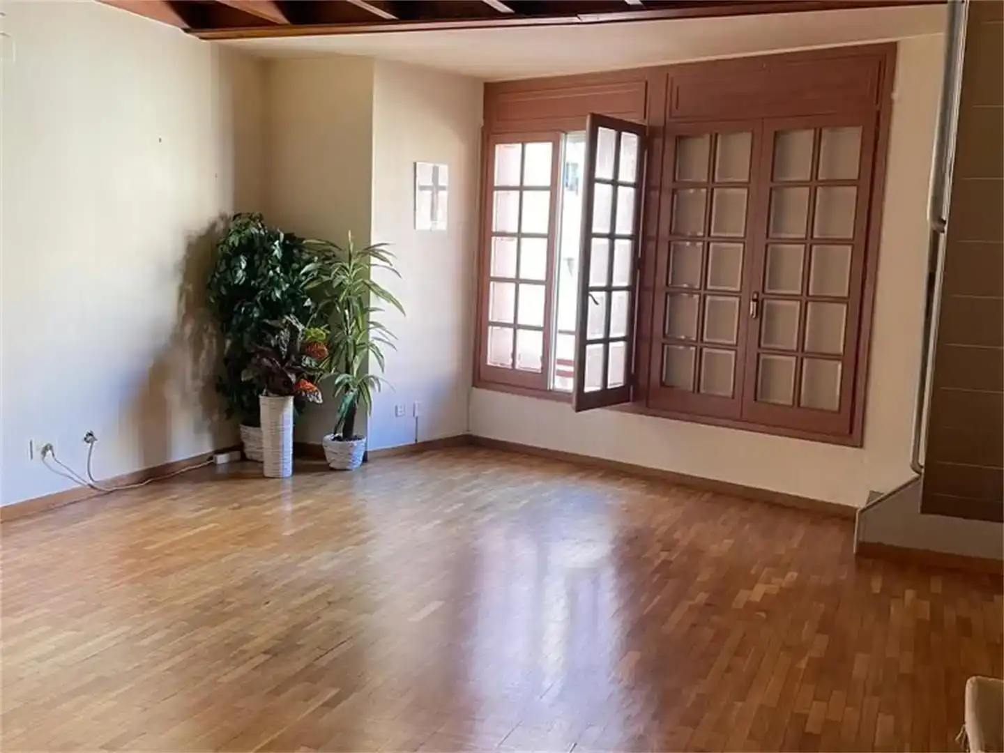 Sala de estar de Loft en venta en Barcelona con Aire acondicionado y Parquet