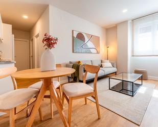 Living room of Flat to rent in  Sevilla Capital  with Air Conditioner, Storage room and Furnished