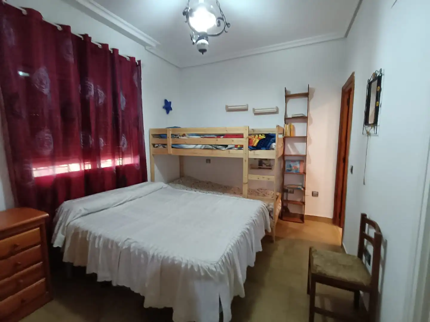 Habitación de Casa o chalet en venta en Ciudad Real con Aire acondicionado, Jardín privado y Piscina