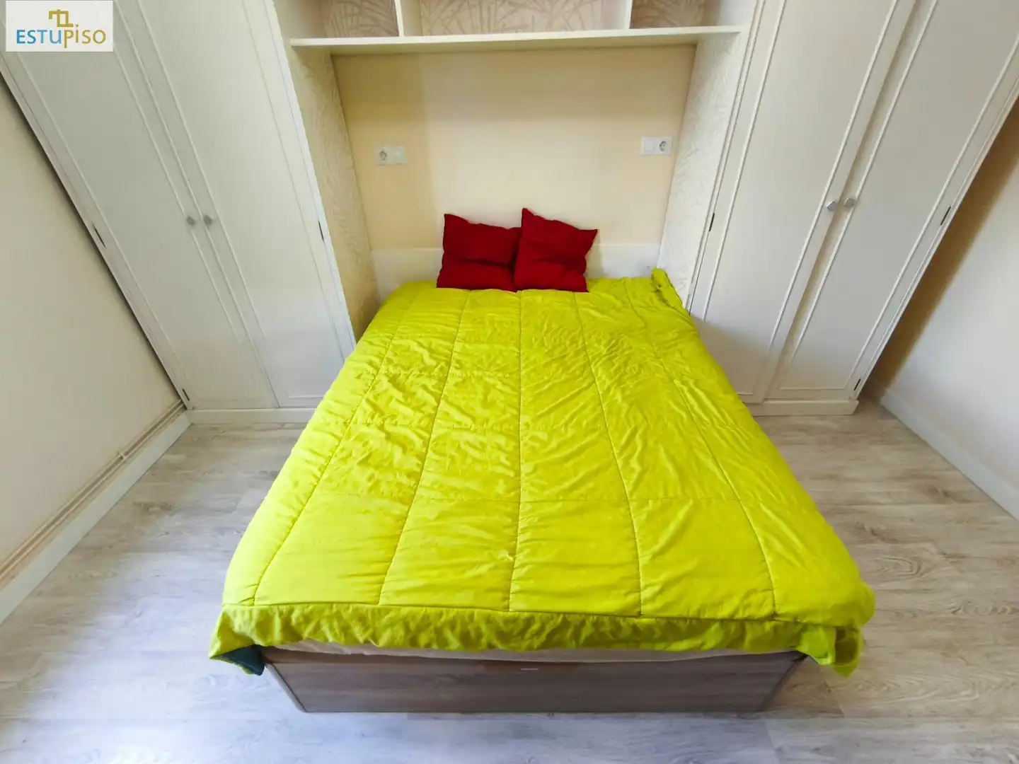 Bedroom of Flat for sale in Vitoria - Gasteiz  with Heating, Storage room and Furnished