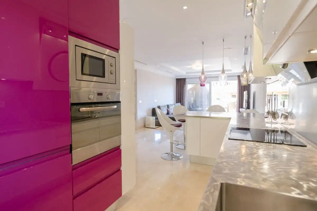 Cuina de Apartament en venda en Marbella amb Aire condicionat, Calefacció i Parquet