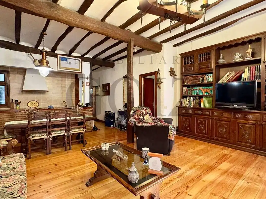 Flat with terrace for sale in Parte Vieja, imagen 9