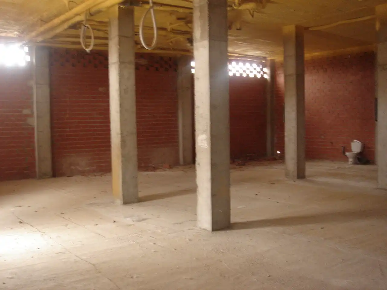 Local commercial à louer à Haro, imagen 3