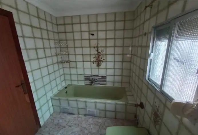 Casa o xalet en venda a C/ San Froilán , Las Mercedes - El Carmen