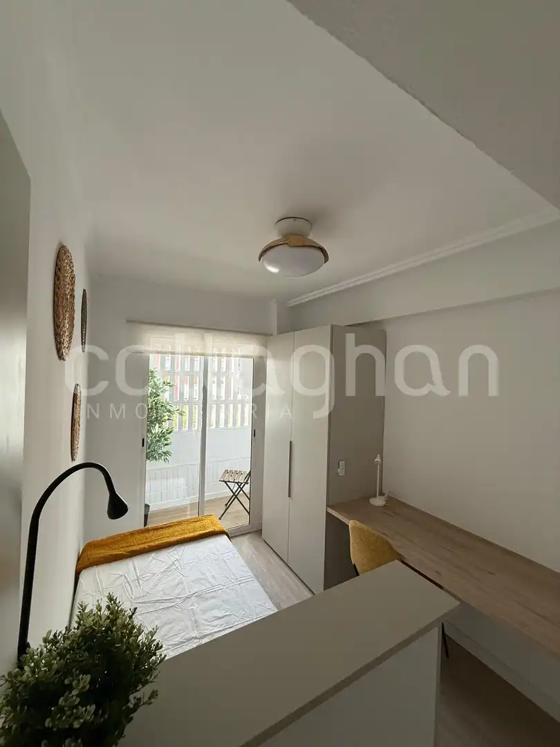 Habitación de Piso en venta en Burjassot con Parquet