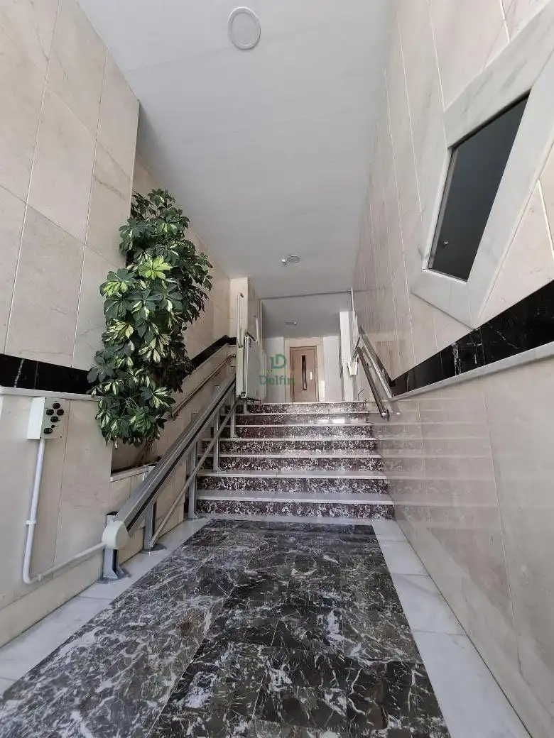Flat with lift for sale in Zaidín, imagen 4