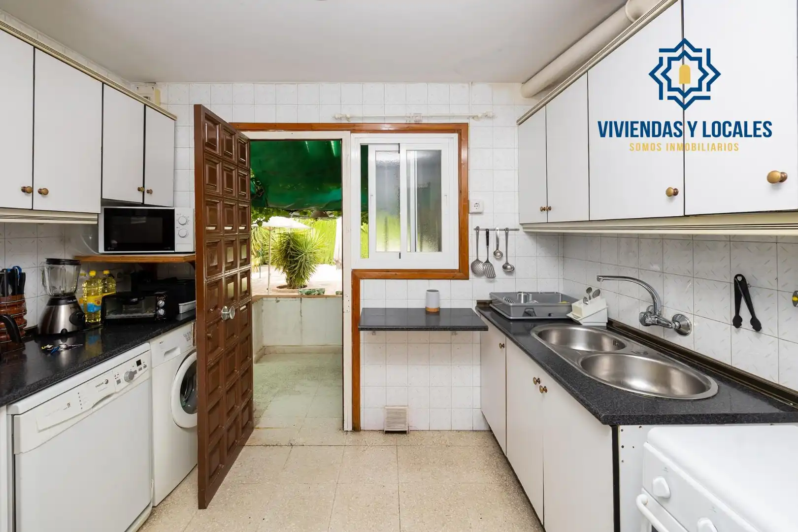 Cocina de Casa o chalet en venta en Armilla con Aire acondicionado, Calefacción y Jardín privado