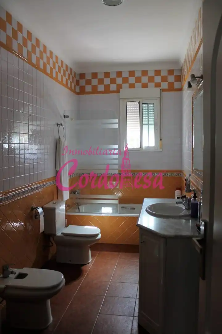 Bathroom of Country homes for sale in Córdoba  with Air Conditioner, Private garden and Terrace