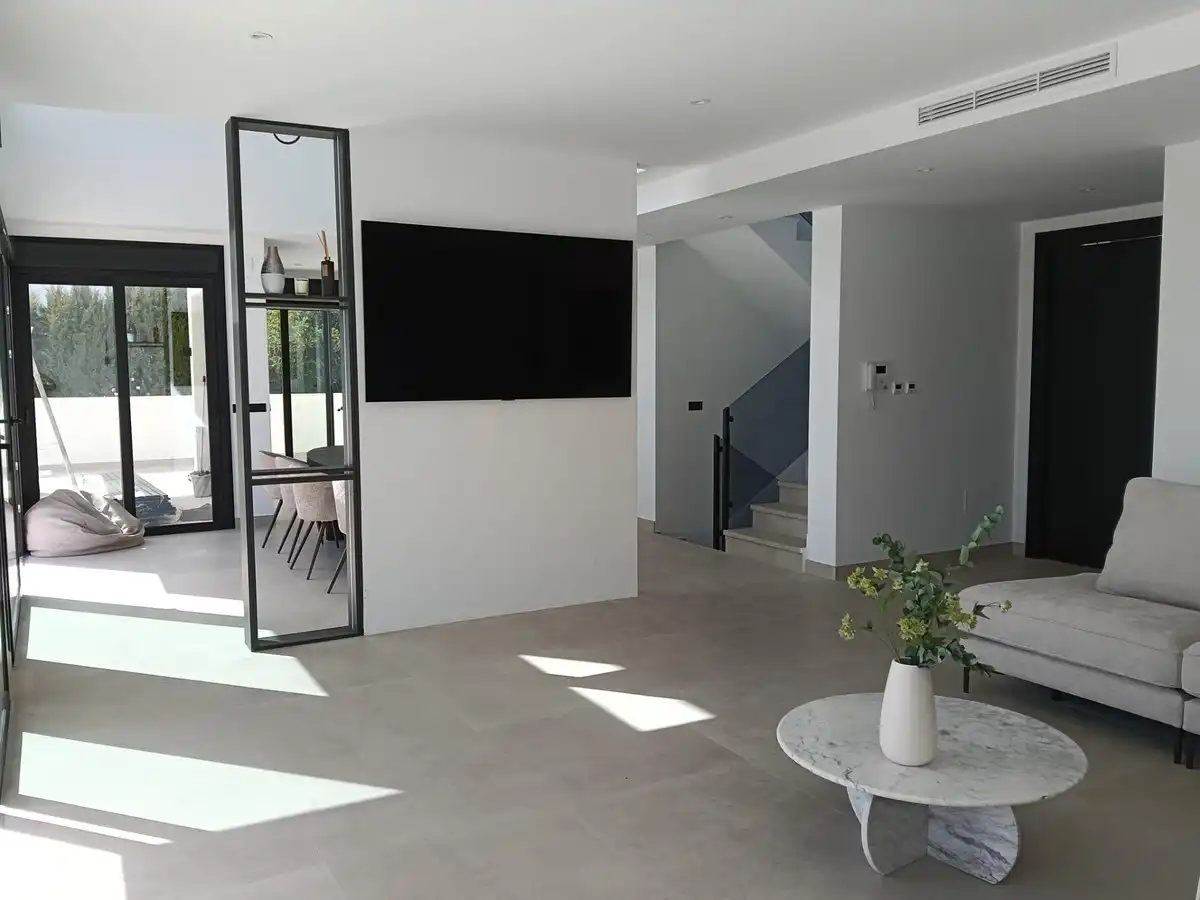 Detached house with pool for sale in Riviera del Sol, imagen 18
