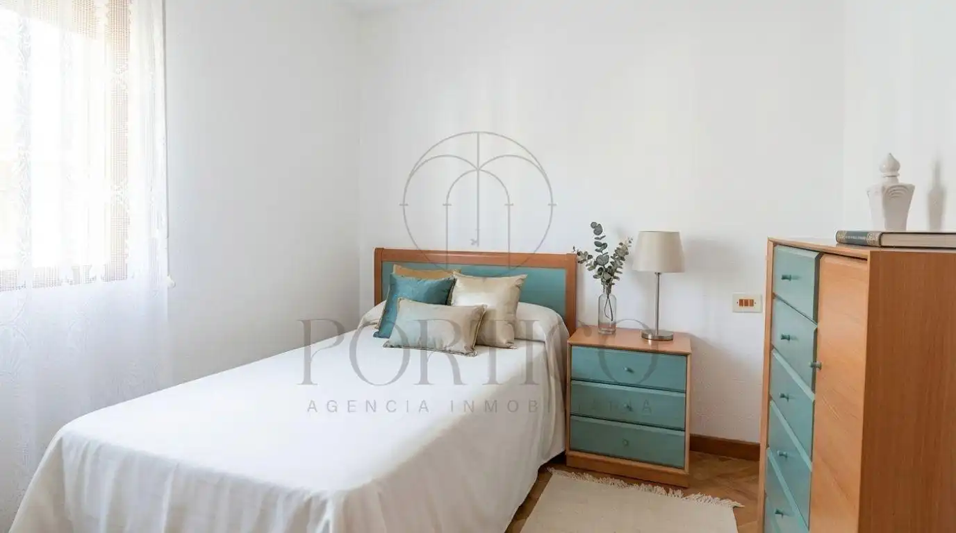 Bedroom of Houses for sale in Vigo   with Heating, Private garden and Terrace