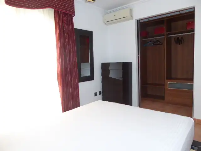 Habitación de Casa adosada de alquiler en Alhaurín de la Torre con Aire acondicionado, Terraza y Amueblado