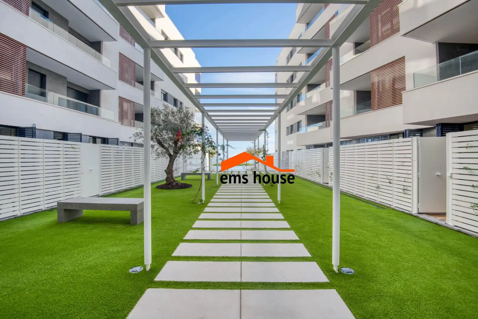 Vista exterior de Ático en venta en Calonge i Sant Antoni con Terraza, Trastero y Amueblado