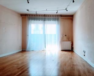 Living room of Duplex to rent in Pozuelo de Alarcón  with Air Conditioner, Parquet flooring and Terrace