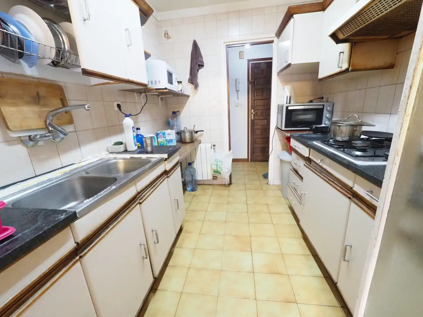 Kitchen of Flat for sale in Vic