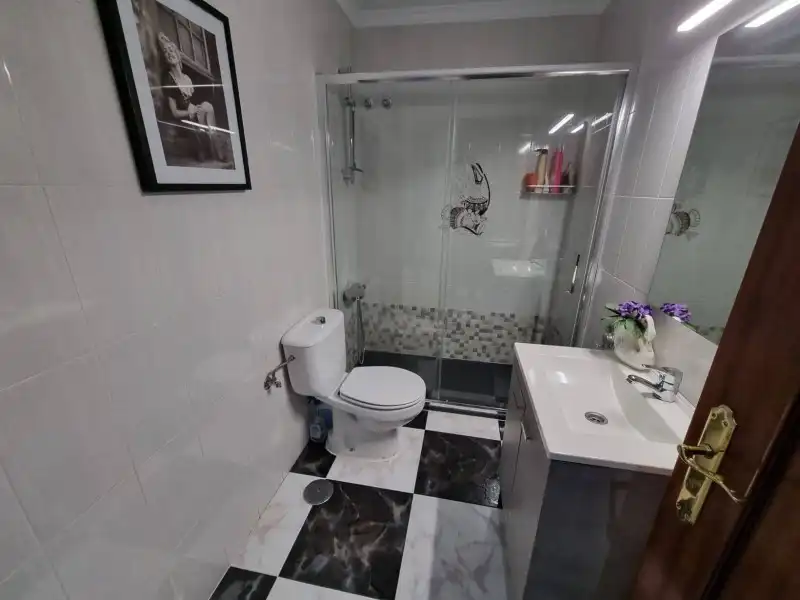 Detached house with pool for sale in Malpartida de Plasencia, imagen 32