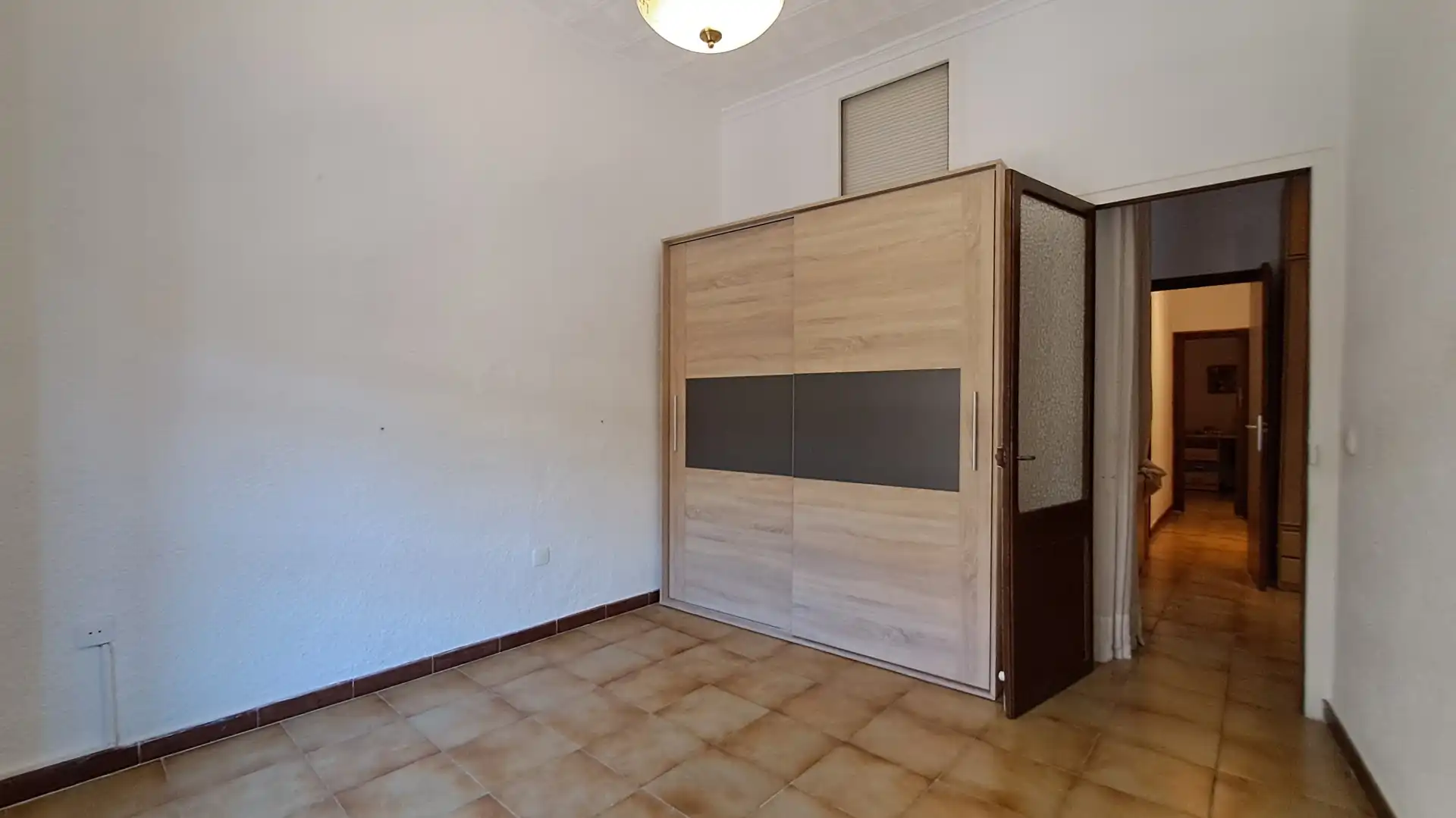 Dormitori de Pis en venda en Tarragona amb Forn i Balcó
