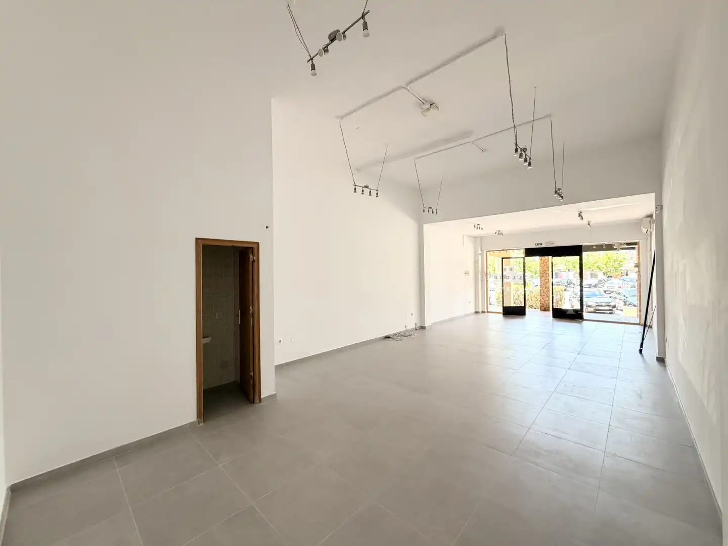 Commercial properties for rent in Empuriabrava