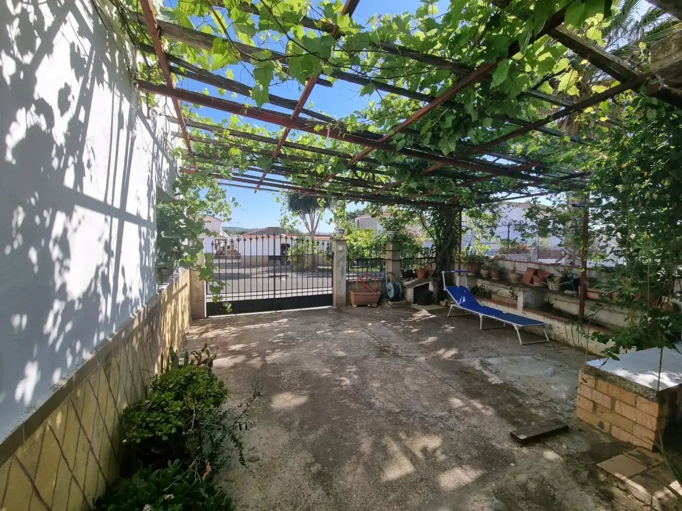 Terrassa de Finca rústica en venda en Arcos de la Frontera amb Jardí privat, Terrassa i Traster