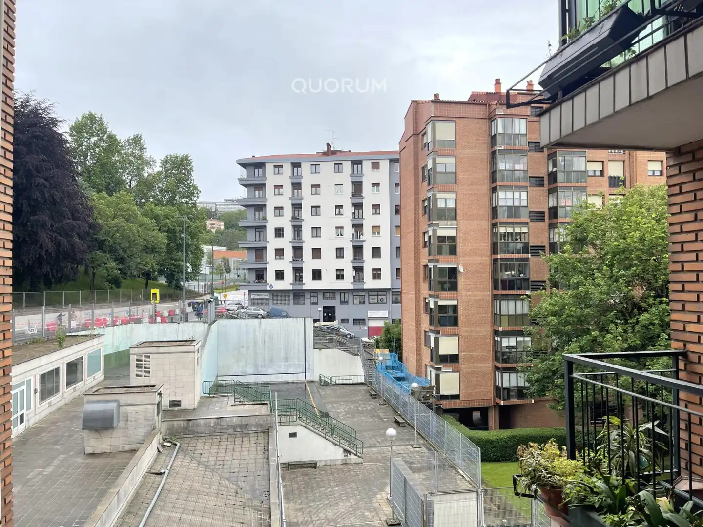 Aparcament de Pis en venda en Bilbao  amb Calefacció i Terrassa