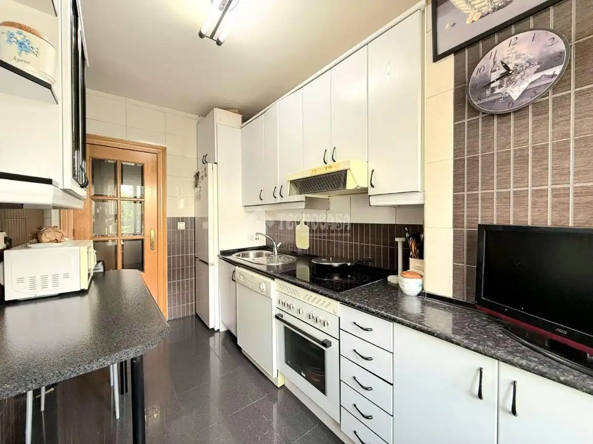 Flat for sale in Sónsoles