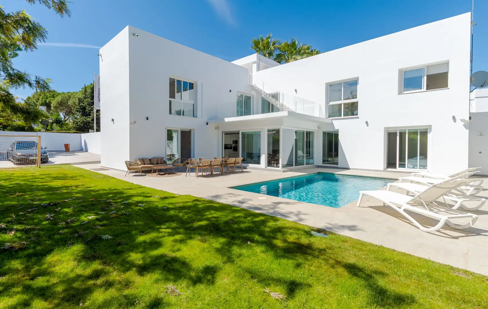 Villa con terrazza in vendita a Nueva Andalucía