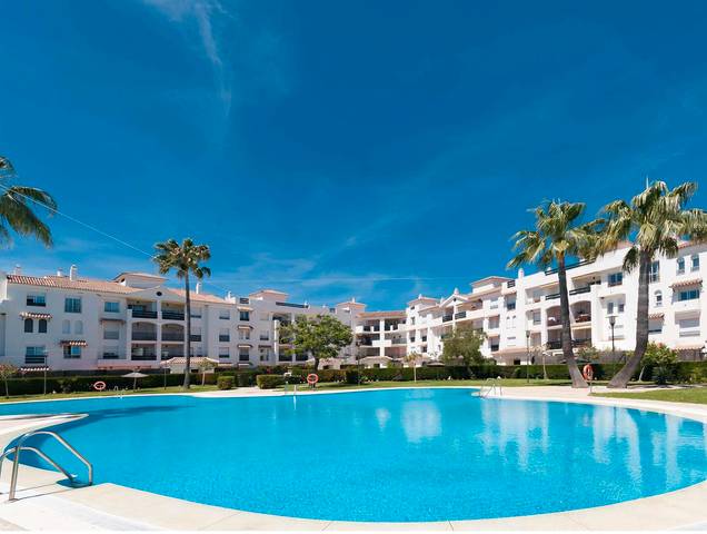 Piso en Venta en Calle Castilla, s/n en San Pedro de Alcántara pueblo