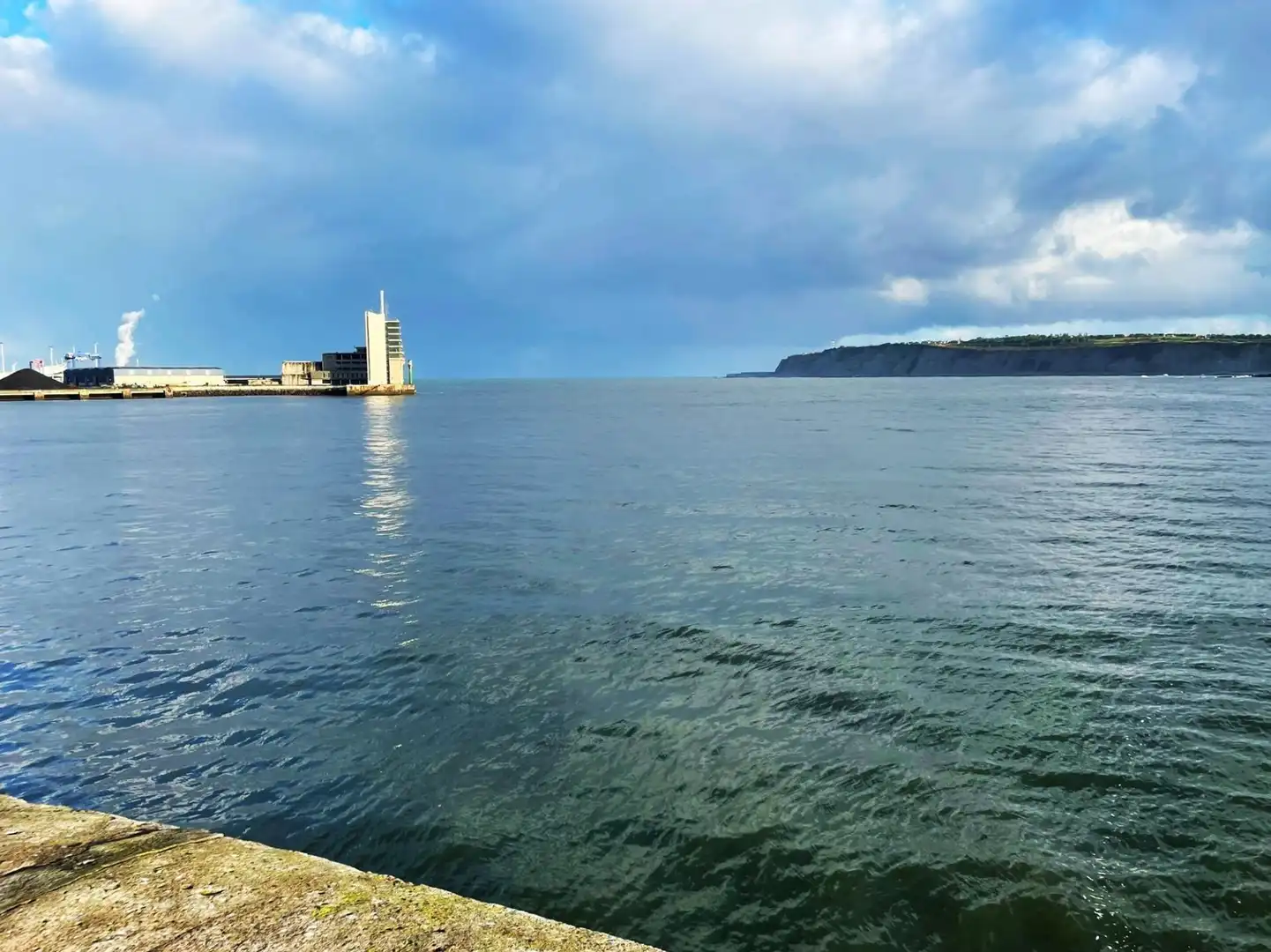 Vista exterior de Piso en venta en Getxo  con Calefacción, Terraza y Trastero