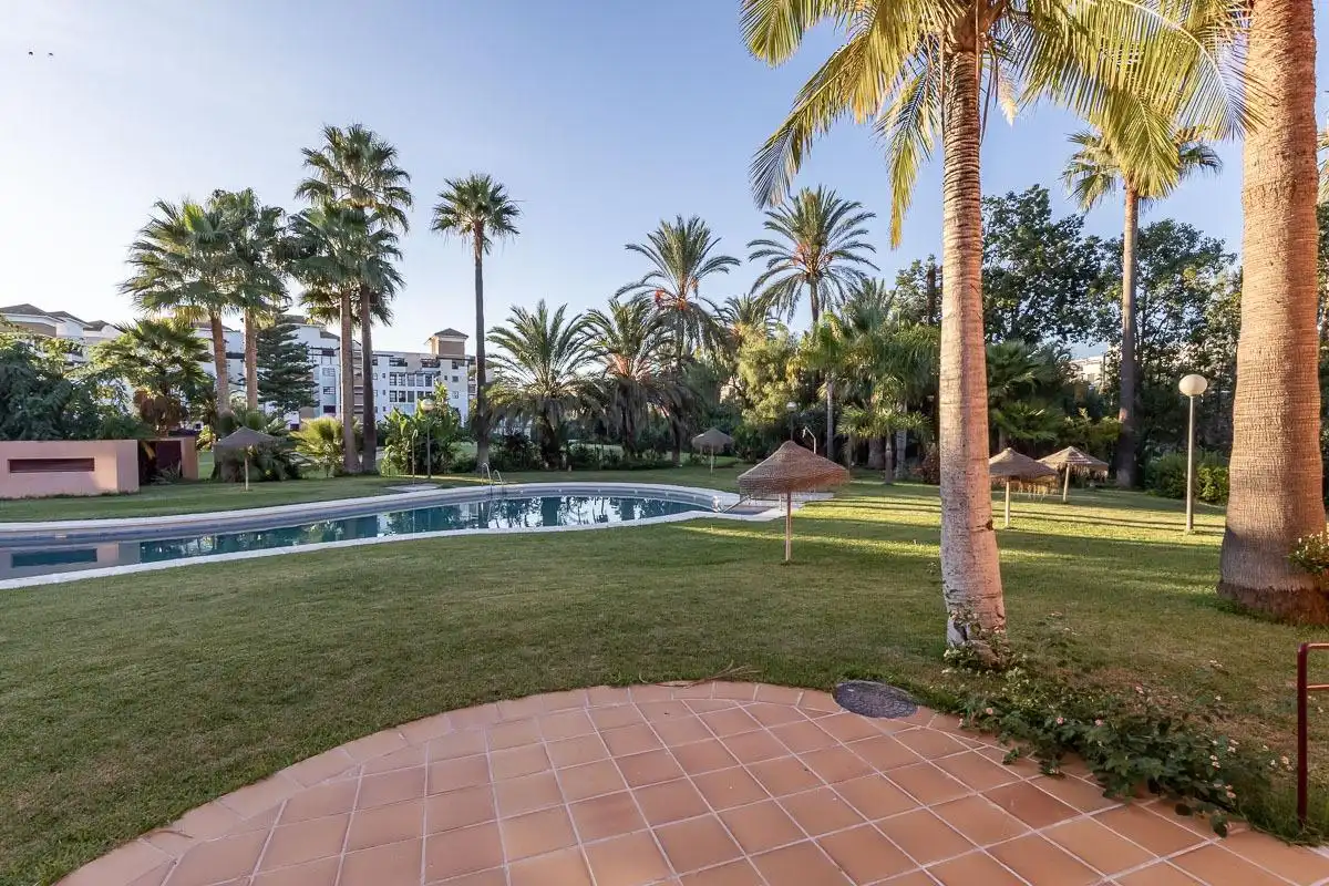 Jardín de Casa adosada en venta en Motril con Terraza, Balcón y Piscina comunitaria