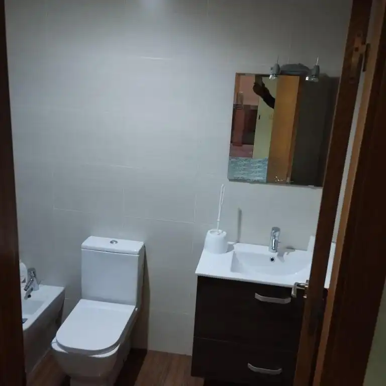 Baño de Planta baja de alquiler en Elche / Elx con Amueblado