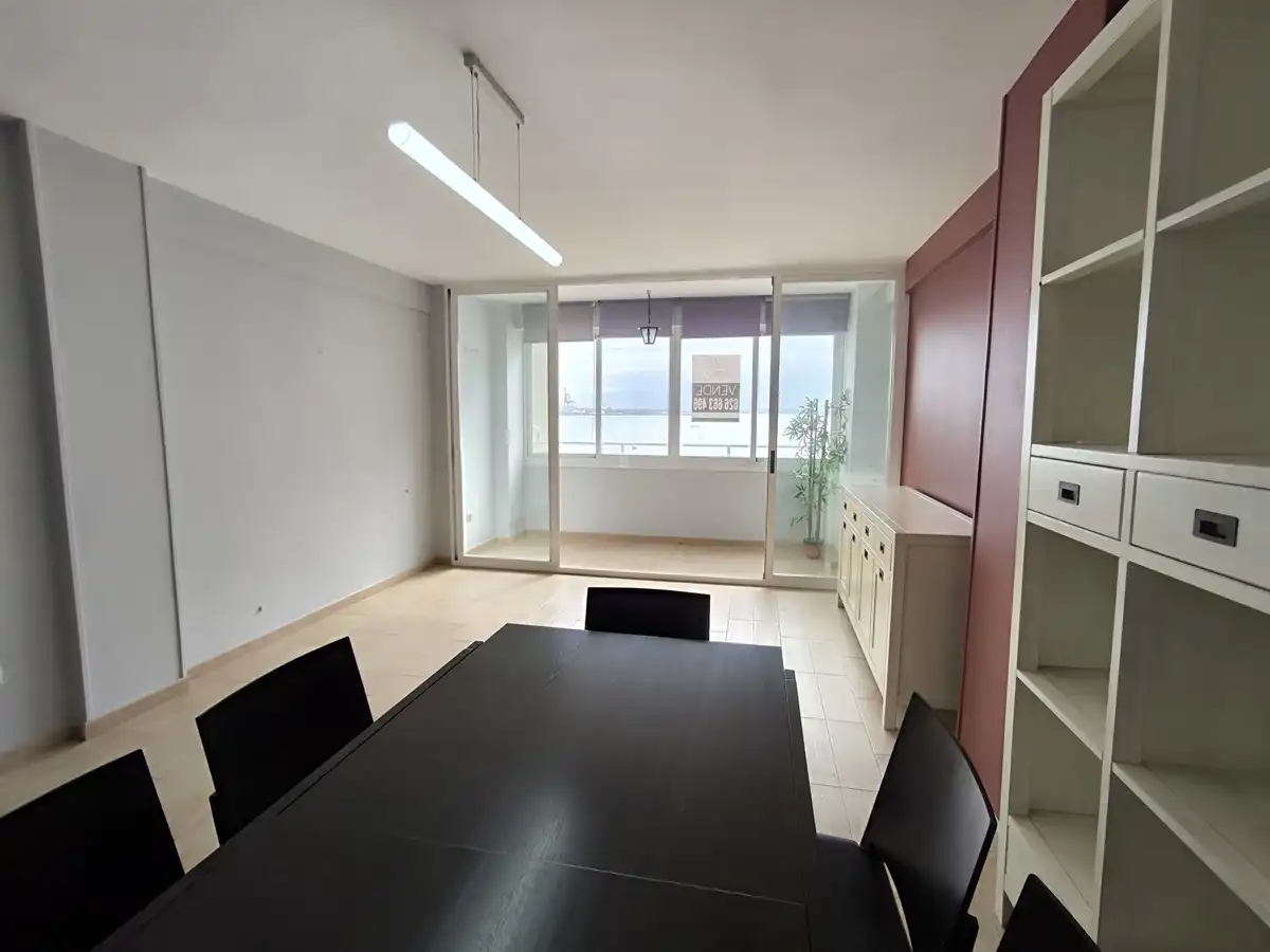 Piso en venta en Vilagarcía de Arousa con Calefacción, Horno y Lavadora