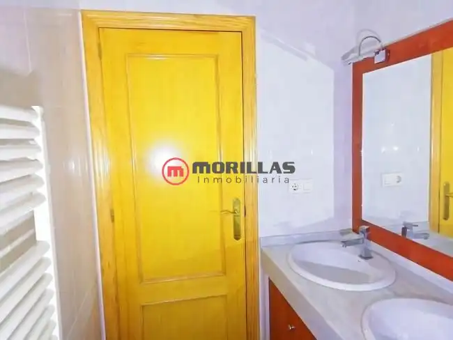 Reihenhaus mit Terrasse zum Verkauf in Calle San Isidro, Caneja 22, imagen 12