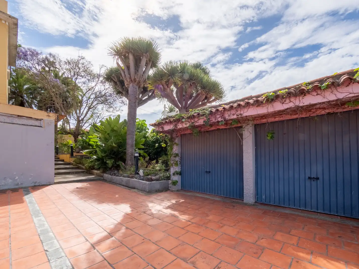 Außenansicht von Haus oder Chalet zum Verkauf in Santa Brígida mit Privatgarten, Terrasse und Abstellraum