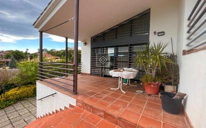 Terrassa de Casa o xalet en venda en Caldes de Malavella amb Calefacció, Jardí privat i Terrassa