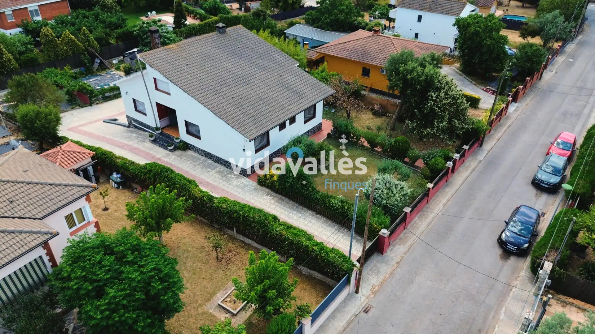 Casa amb piscina en venda a Carrer del Montseny, imagen 6
