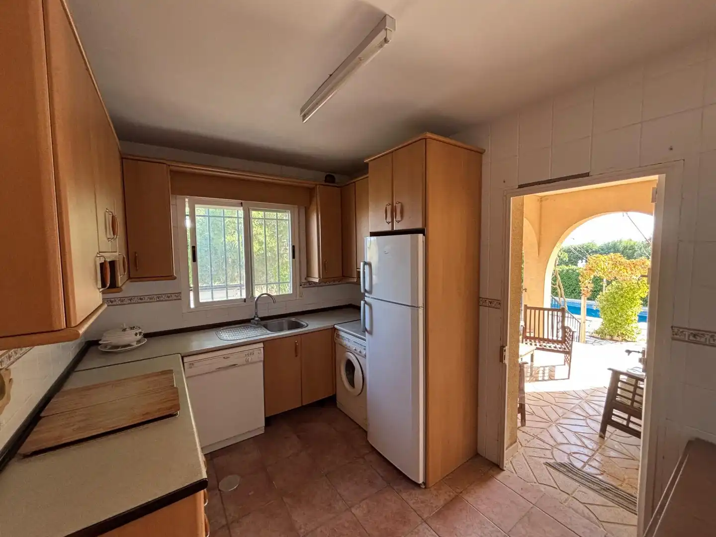 Kitchen of Houses for sale in Colmenar de Oreja