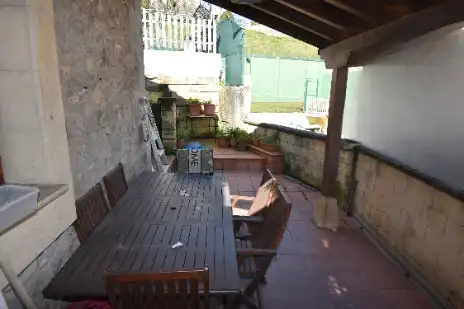 Terraza de Casa o chalet en venta en Medio Cudeyo con Calefacción, Jardín privado y Piscina