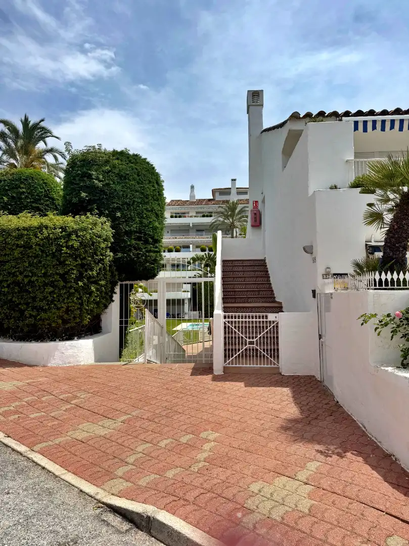 Ground floor for rent in Marbella, Málaga