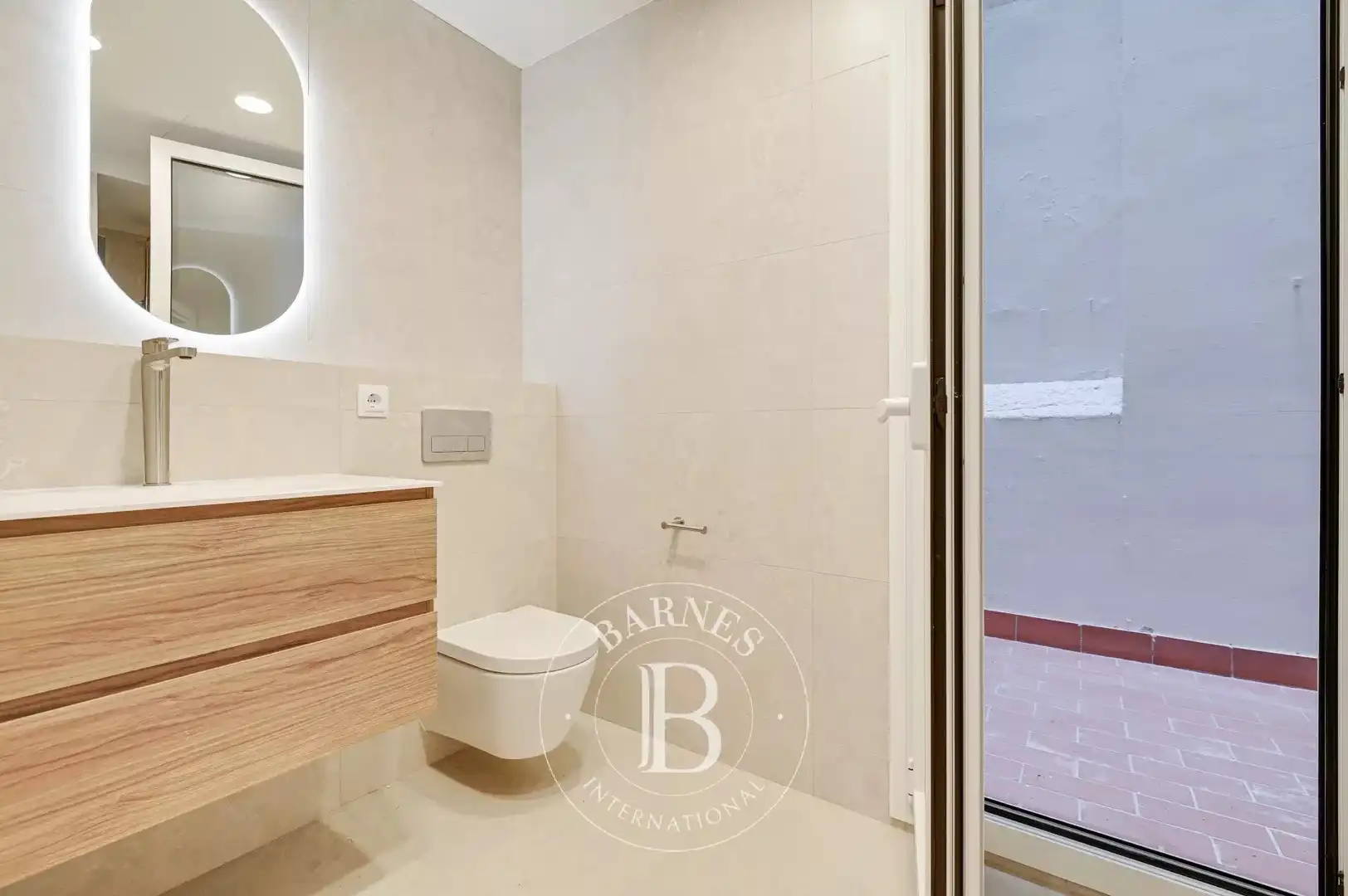 Bany de Pis en venda en Barcelona amb Aire condicionat, Calefacció i Terrassa