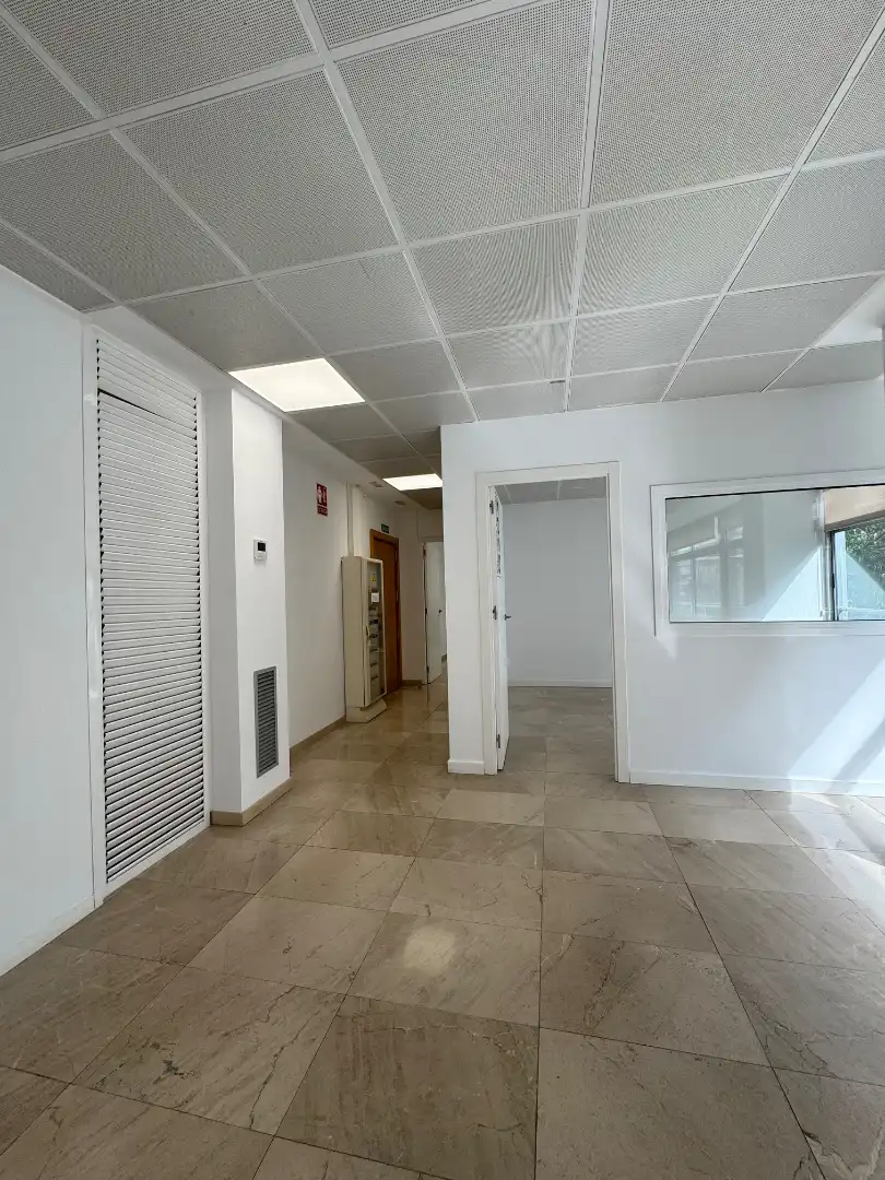 Oficina amb ascensor de lloguer a Carrer de Galileu, imagen 15