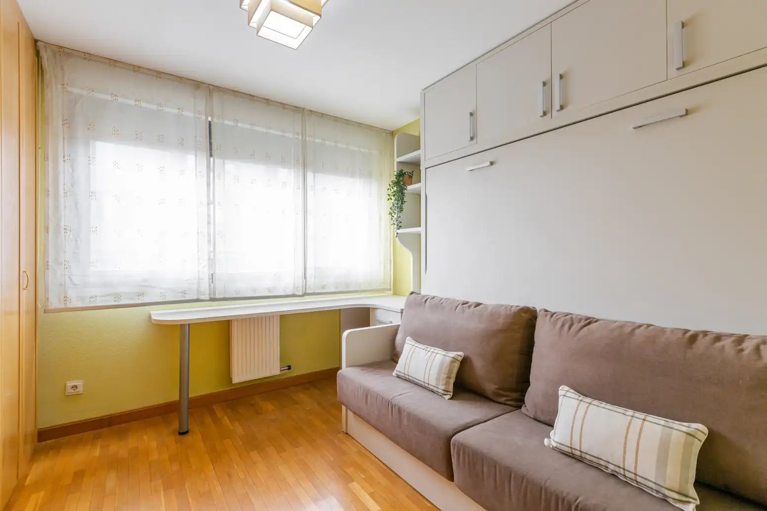 Schlafzimmer von Wohnung zur Miete in  Pamplona / Iruña mit Heizung und Abstellraum
