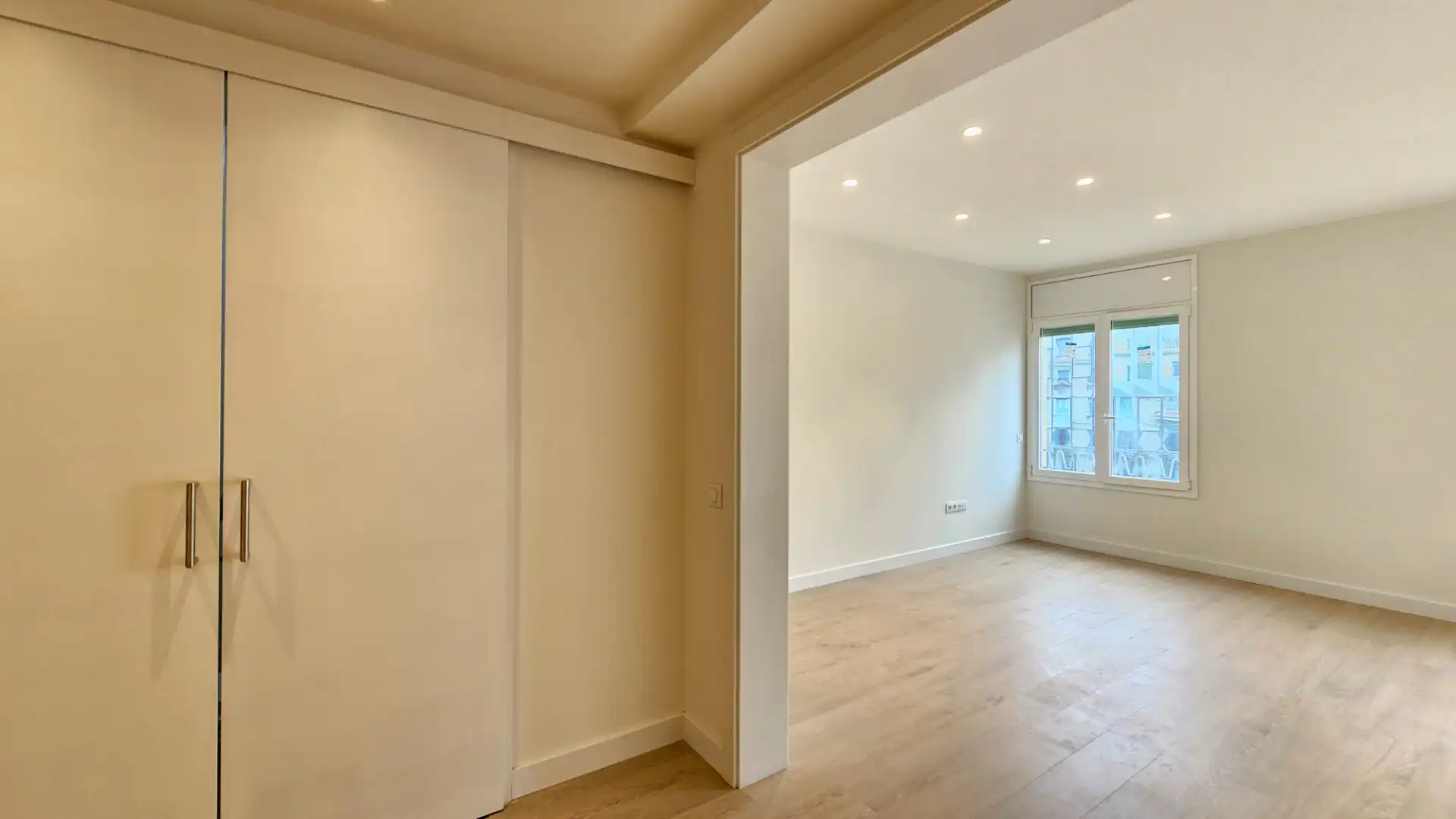 Büro zur Miete in Barcelona mit Klimaanlage, Heizung und Internet