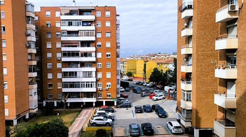 Foto 2 de Piso en venta en Portada Alta - Pol. Crta. De Cártama, Málaga Capital
