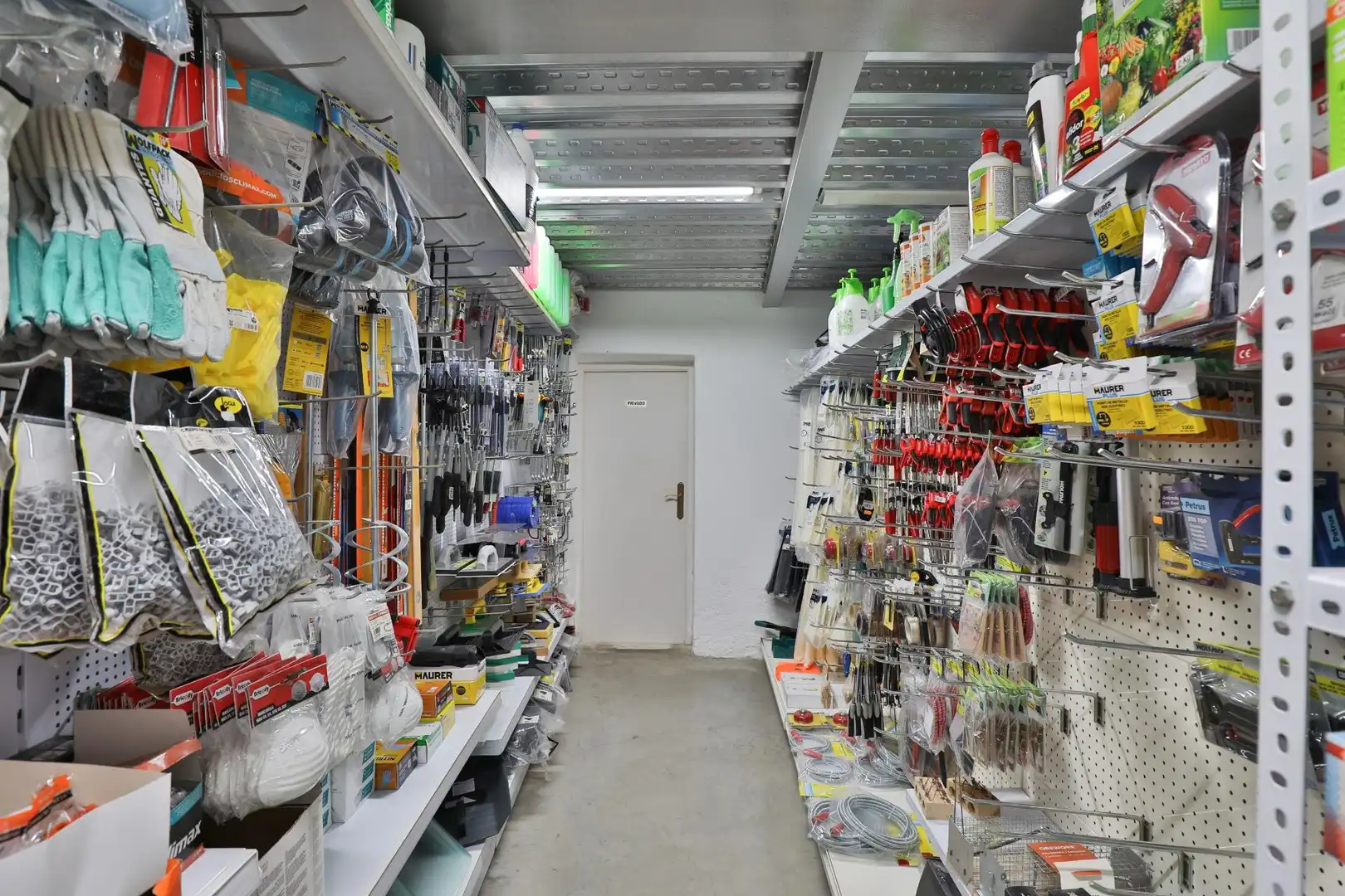 Local en venta en Carboneras
