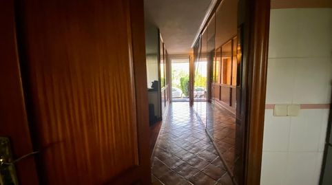 Foto 4 de Casa adosada en venta en Calle la Castañera, Bárcena de Cudón - Gomazo, Miengo
