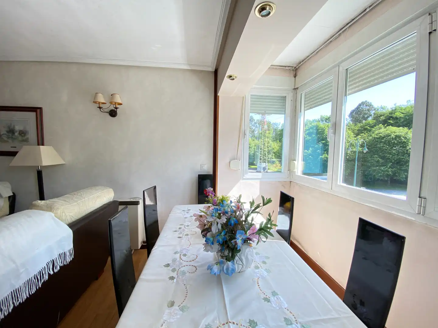 Comedor de Piso en venta en Gernika-Lumo con Calefacción, Terraza y Amueblado