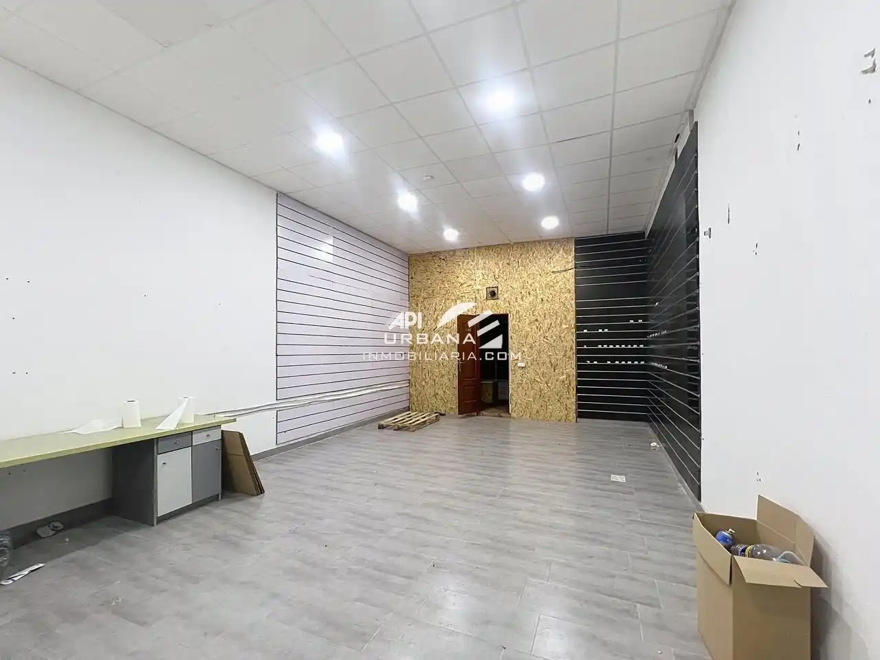 Nave industrial en venta en Las Vegas - Campoaras