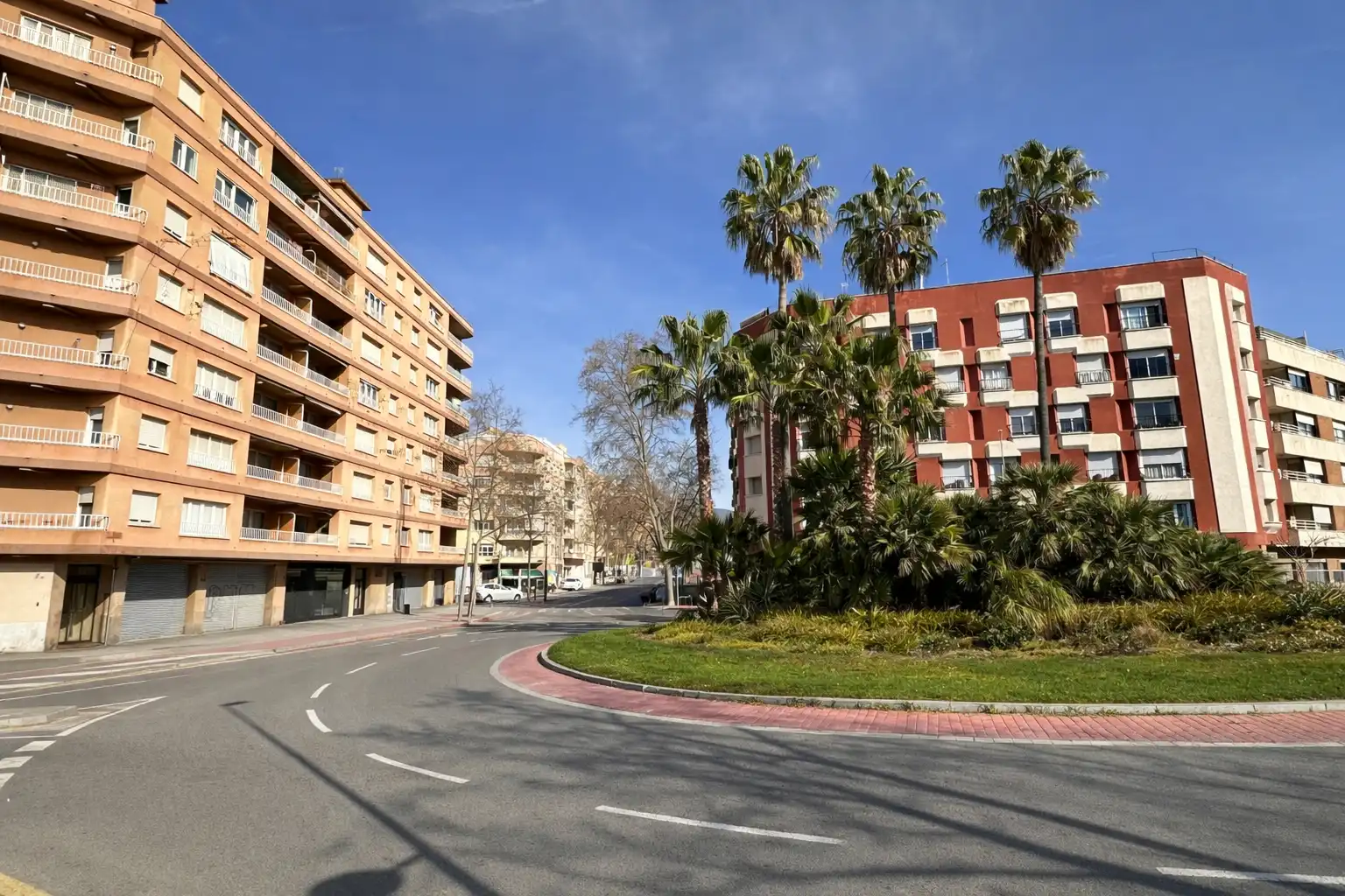 Local comercial en venta en Placa d'Almoster 4, imagen 2