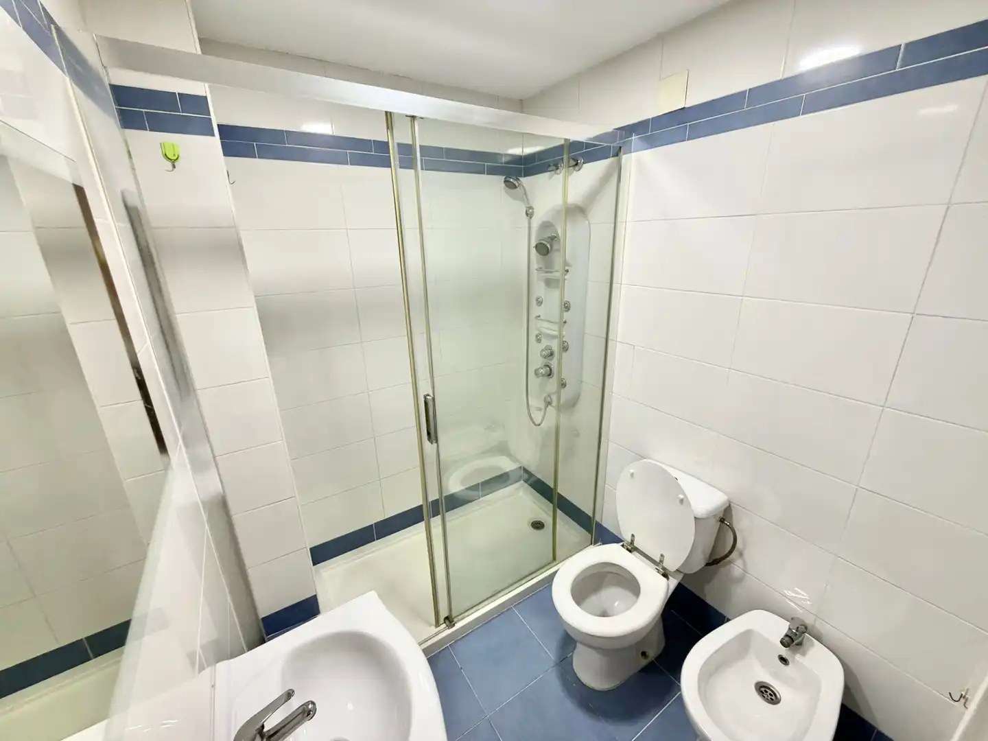 Bany de Planta baixa en venda en Benalmádena amb Piscina comunitària