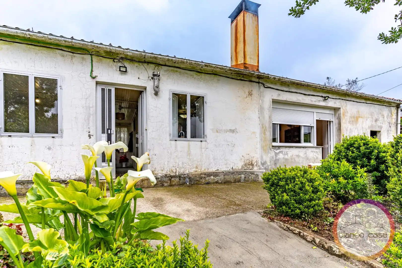 Vista exterior de Casa o chalet en venta en Santa Comba con Trastero