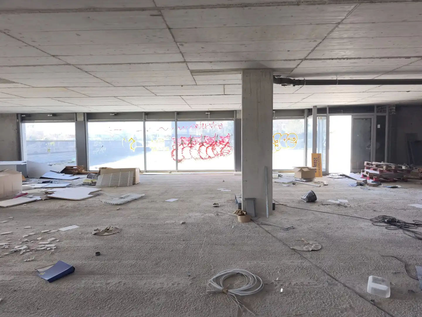 Local comercial en venta en Calle Etxesakan 28, imagen 3